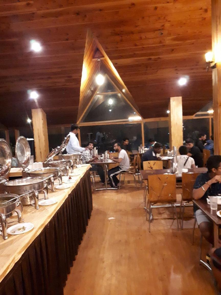 Hotel Glacier Resort Маналі Екстер'єр фото
