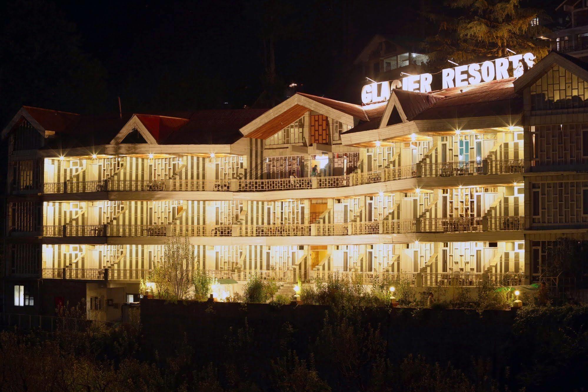 Hotel Glacier Resort Маналі Екстер'єр фото